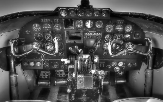 Lodestar Cockpit